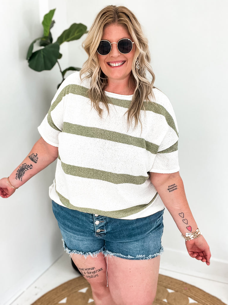 Curvy Calming Stripes Top