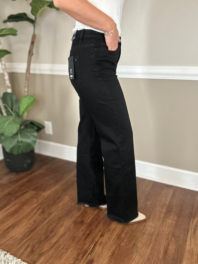 Basic In Black Mica Jeans