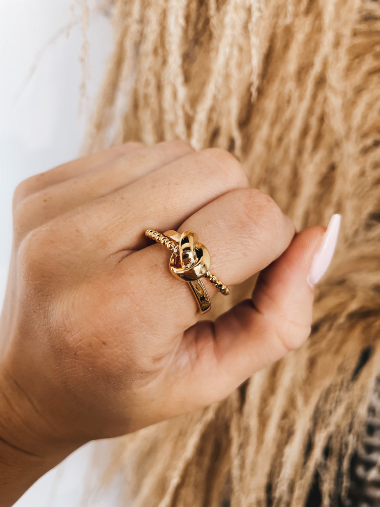 Knotted Up Ring